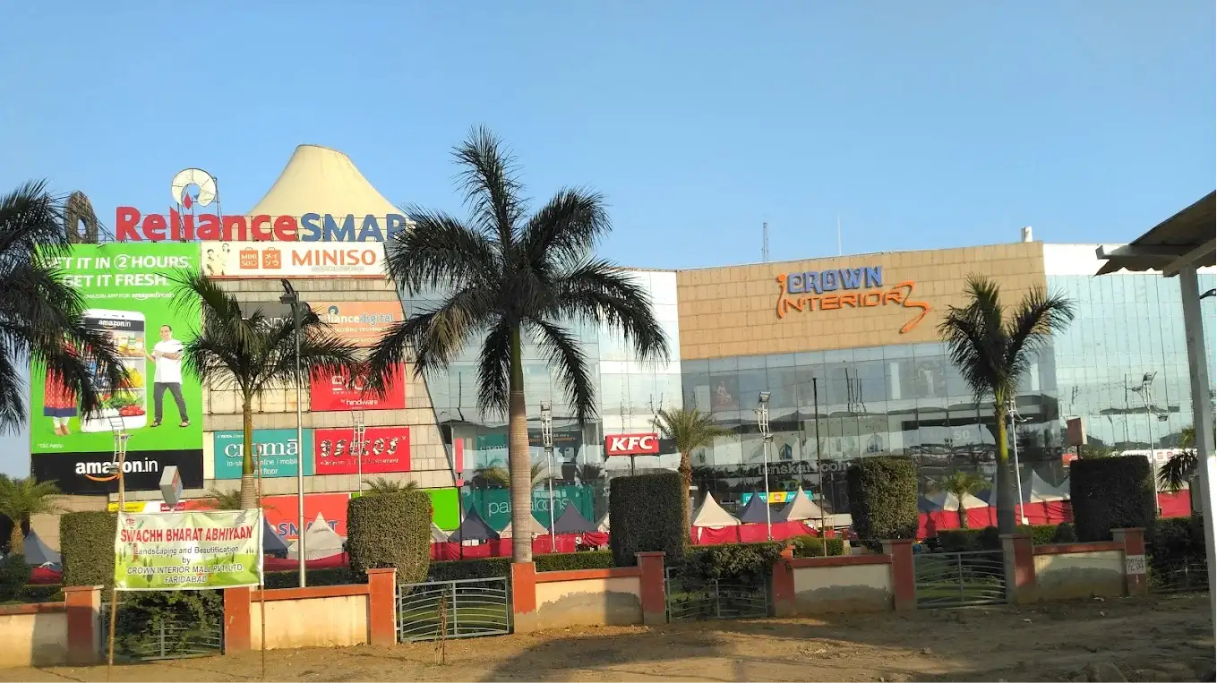 Crown Interiorz Mall